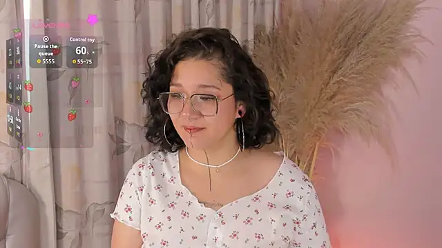 Snapshot of Sylvara_bx chatting on June 2026 11:56:02 AM Sylvara bx online show from June 2026 11:56:02 AM