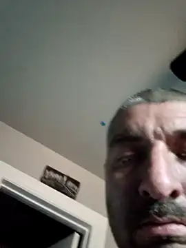 Snapshot of kloudmycock chatting on February 2026 11:03:02 PM kloudmycock online show from February 2026 11:03:02 PM