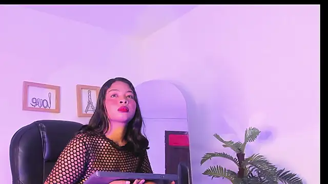 im anthonella online show from February 2026 04:09:02 AM