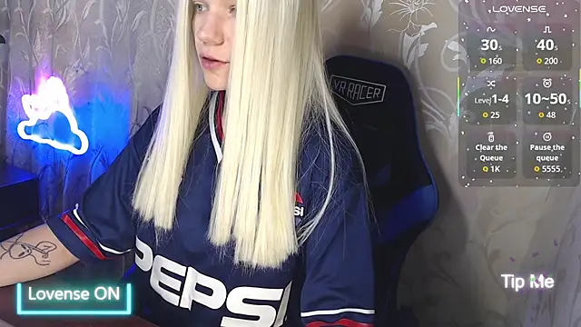 Shiny Victoria online show from April 2026 09:43:02 AM