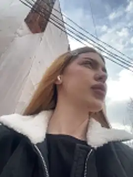 Jean Graay online show from February 2026 10:12:01 AM