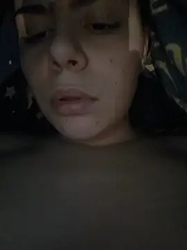 Snapshot of miraevelina chatting on February 2026 05:08:01 PM miraevelina online show from February 2026 05:08:01 PM