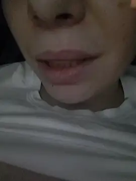 Snapshot of miraevelina chatting on February 2026 03:40:01 PM miraevelina online show from February 2026 03:40:01 PM