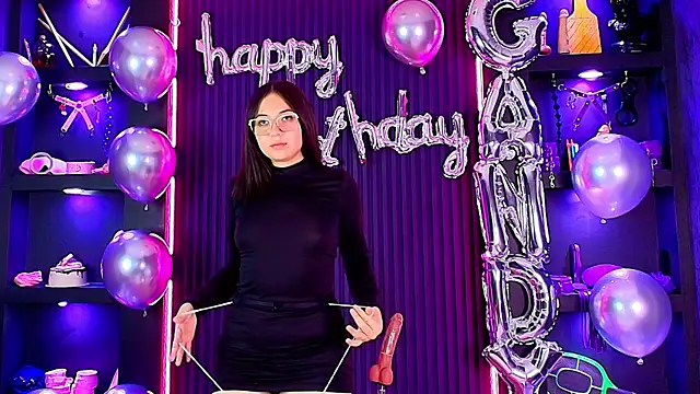 Candyqueen bdsm  online show from May 2026 08:39:01 PM