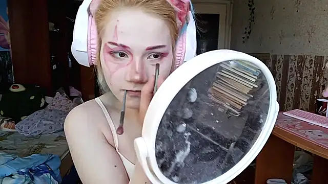 KathernSaulters online show from February 2026 07:09:02 AM