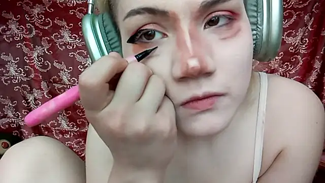 KathernSaulters online show from March 2026 07:02:01 AM