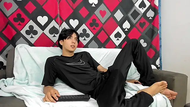 Snapshot of Steerlingxvx chatting on February 2026 01:20:02 AM Steerlingxvx online show from February 2026 01:20:02 AM