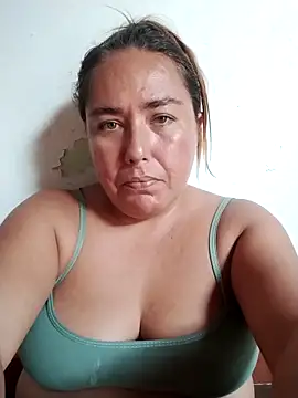Snapshot of hot_girl_full chatting on April 2026 03:51:01 PM hot girl full online show from April 2026 03:51:01 PM