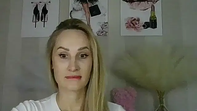 Snapshot of Kikki777 chatting on February 2026 08:51:02 PM Kikki777 online show from February 2026 08:51:02 PM