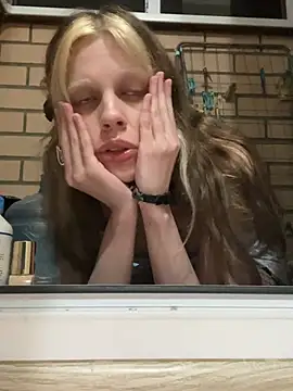 Maxine gold online show from July 2026 09:55:02 PM