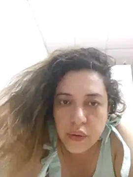 risitos23 online show from July 2026 05:32:02 AM