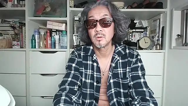 Snapshot of MtaS1 chatting on March 2026 05:51:02 PM MtaS1 online show from March 2026 05:51:02 PM
