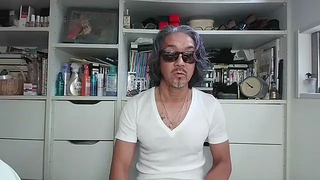 Snapshot of MtaS1 chatting on April 2026 12:49:02 AM MtaS1 online show from April 2026 12:49:02 AM