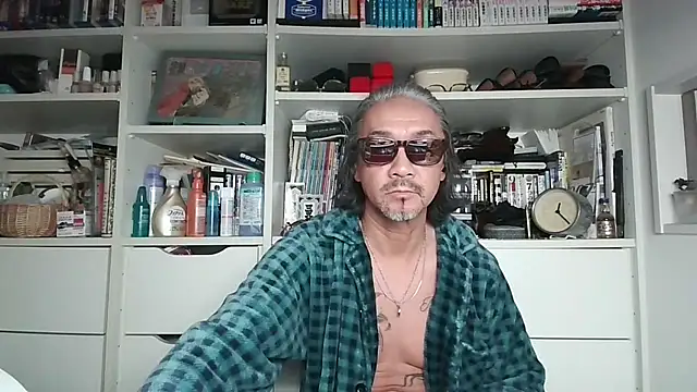 Snapshot of MtaS1 chatting on April 2026 03:16:01 PM MtaS1 online show from April 2026 03:16:01 PM