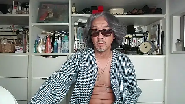 Snapshot of MtaS1 chatting on May 2026 03:49:01 PM MtaS1 online show from May 2026 03:49:01 PM