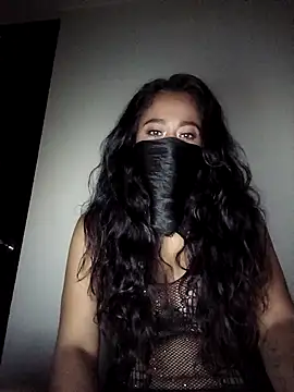 Snapshot of Milove86 chatting on February 2026 05:11:02 AM Milove86 online show from February 2026 05:11:02 AM