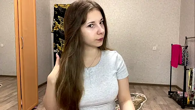 Snapshot of Shanika_wey chatting on April 2026 03:09:01 PM Shanika wey online show from April 2026 03:09:01 PM