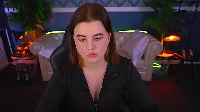 KristiFoxy online show from May 2026 12:22:02 PM