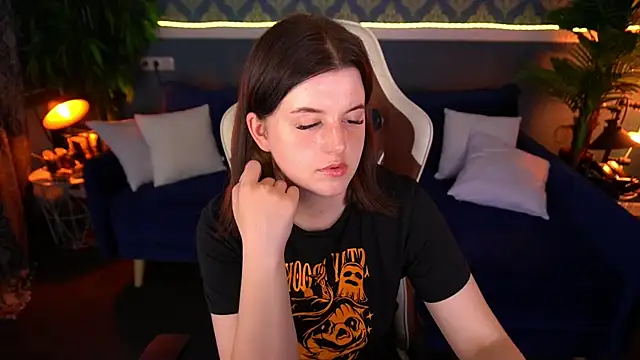 KristiFoxy online show from July 2026 12:29:01 PM