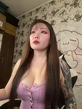 Snapshot of YukiiTYAN chatting on June 2026 01:01:02 PM YukiiTYAN online show from June 2026 01:01:02 PM