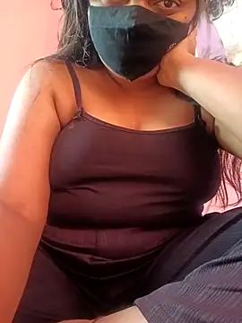 Snapshot of vyshali_vyshu chatting on February 2026 12:04:01 PM vyshali vyshu online show from February 2026 12:04:01 PM