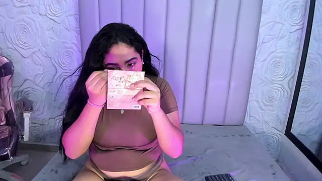 Snapshot of Lya_dubois_ chatting on February 2026 02:07:01 PM Lya dubois online show from February 2026 02:07:01 PM