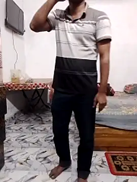 Snapshot of sos-boy chatting on February 2026 04:48:01 PM sos-boy online show from February 2026 04:48:01 PM