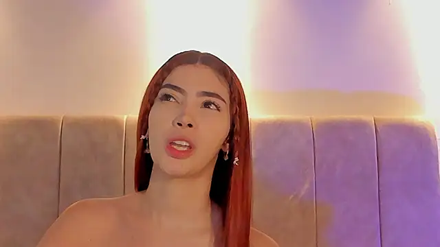 Snapshot of _Laura_saenz1 chatting on April 2026 12:51:02 PM Laura saenz1 online show from April 2026 12:51:02 PM