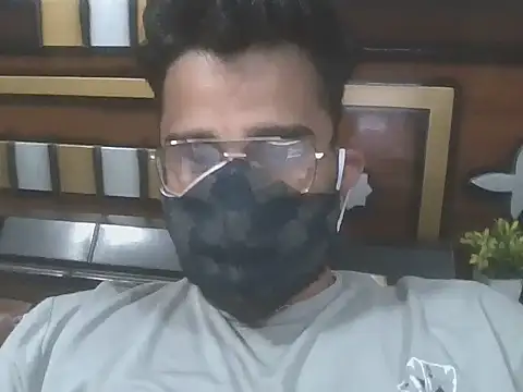 Snapshot of MrCurioX chatting on February 2026 08:18:01 PM MrCurioX online show from February 2026 08:18:01 PM