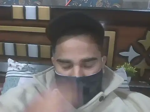 Snapshot of MrCurioX chatting on February 2026 04:01:01 PM MrCurioX online show from February 2026 04:01:01 PM