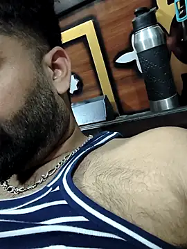 MrCurioX online show from April 2026 02:14:02 PM