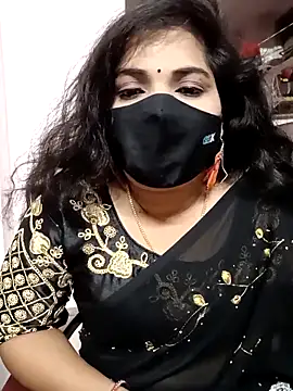 Maturecouple225 online show from February 2026 04:48:01 PM