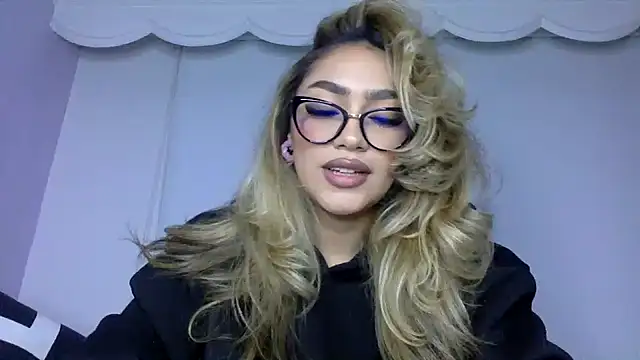 Maddy Beluci online show from July 2026 10:27:02 PM