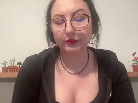 Snapshot of DorothyJoy chatting on February 2026 07:12:02 AM DorothyJoy online show from February 2026 07:12:02 AM