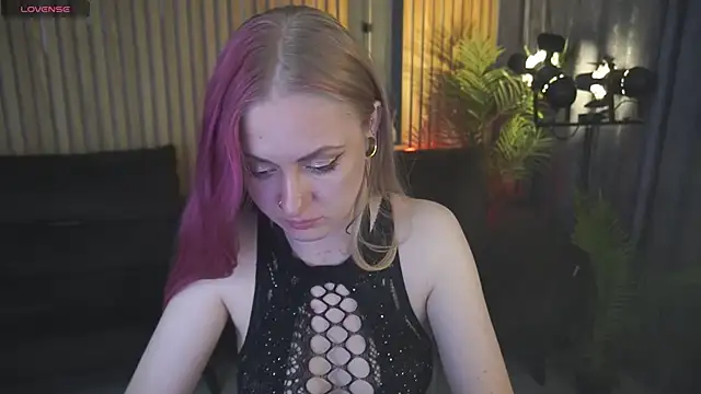 DramaQuenns online show from May 2026 05:47:01 AM