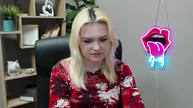 SweetLilyxo online show from March 2026 07:26:01 AM