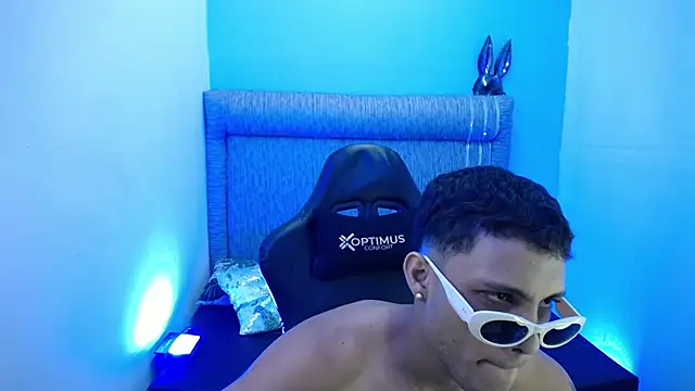 The twinks  online show from February 2026 06:26:01 AM