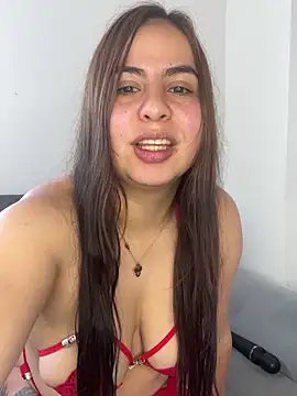Alylatina online show from May 2026 04:01:01 PM