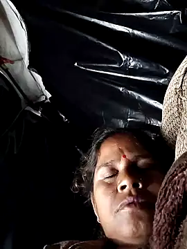 Hot kiran4 online show from February 2026 09:32:01 PM