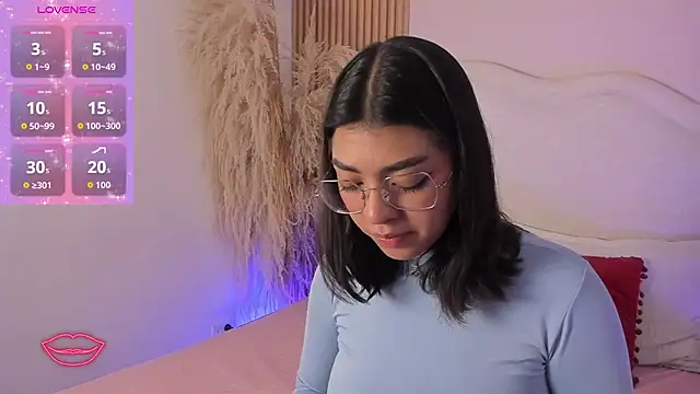 rebeca taylor online show from March 2026 03:13:01 AM