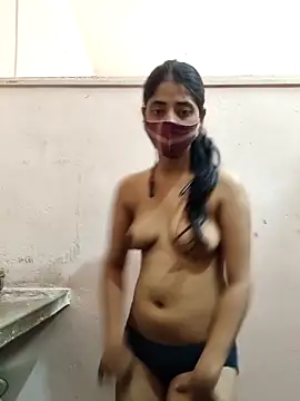 Kitti-Sharma online show from May 2026 06:42:02 AM