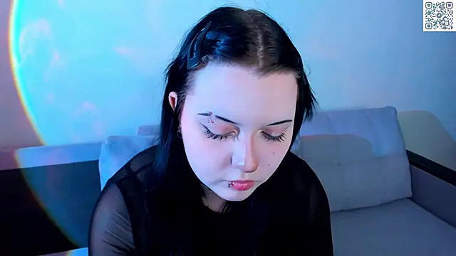 Kira G0ld online show from May 2026 09:04:02 AM