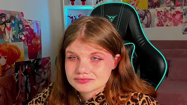 ChloeHalses online show from May 2026 05:08:01 PM