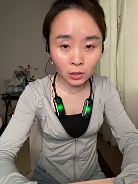 Snapshot of mm47865 chatting on April 2026 06:02:02 AM mm47865 online show from April 2026 06:02:02 AM