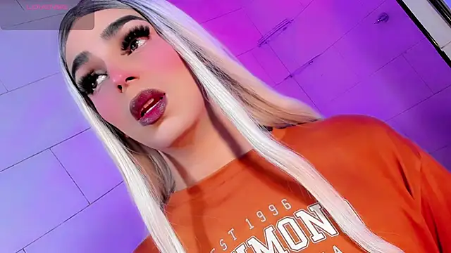 Maddye Fox online show from June 2026 03:17:01 AM