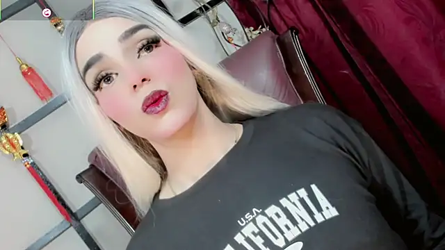Maddye Fox online show from June 2026 03:33:01 AM