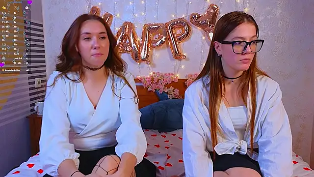 Snapshot of MelanieTwice chatting on February 2026 01:25:01 PM MelanieTwice online show from February 2026 01:25:01 PM