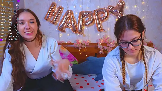 Snapshot of MelanieTwice chatting on February 2026 12:53:02 PM MelanieTwice online show from February 2026 12:53:02 PM