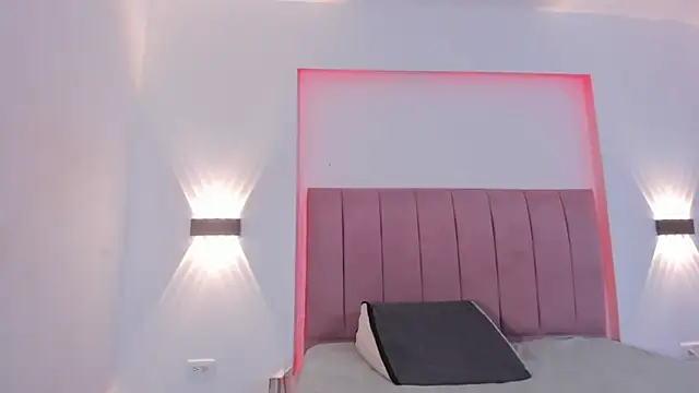 AllanaRosee online show from March 2026 06:46:02 PM