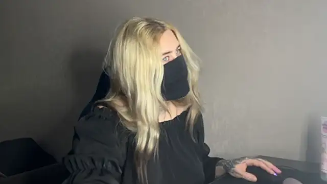 UnaXyling online show from February 2026 08:31:01 AM